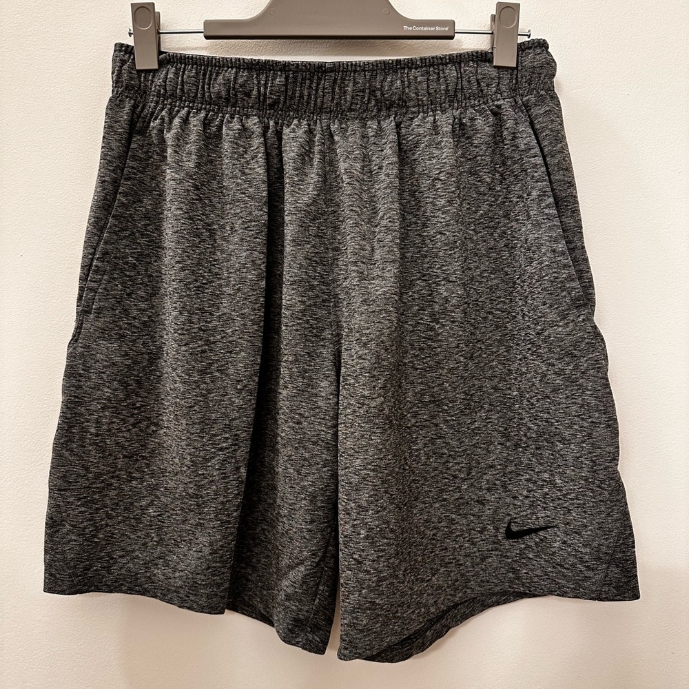 Men’s Nike Dri-fit Shorts Heather Gray Black sz Large